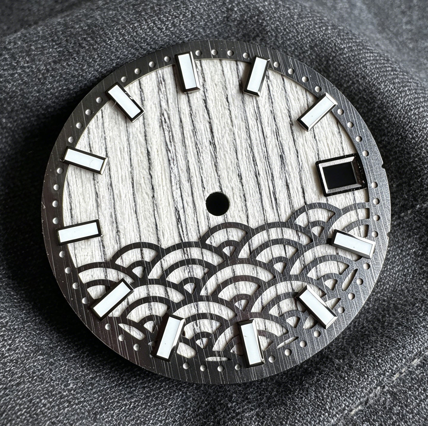 Dial Maker - Natural Wooden / Seigaiha Wave Dial for NH35 Movement Custom Mod