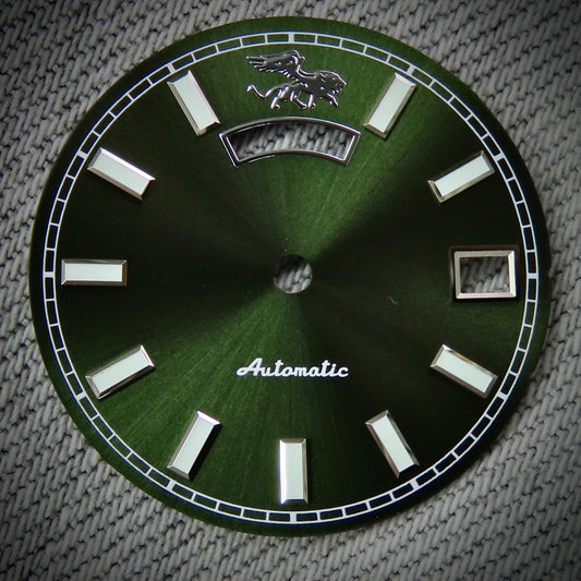 Dial maker - Green sunburst dial With Full lume day /date wheel for NH36