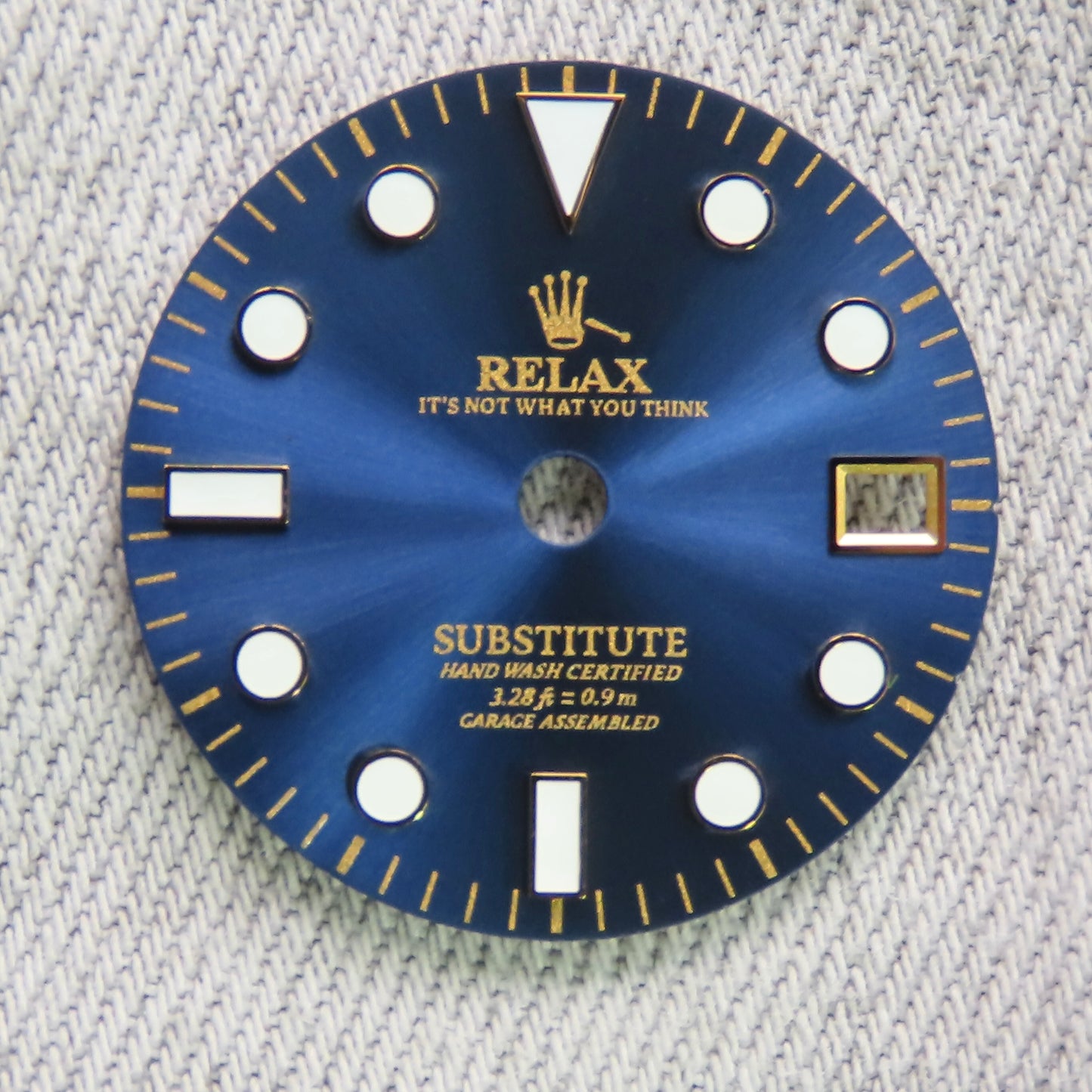 Dial Maker - NH34 GMT Sunburst Blue with Yellow Gold Relax Dial