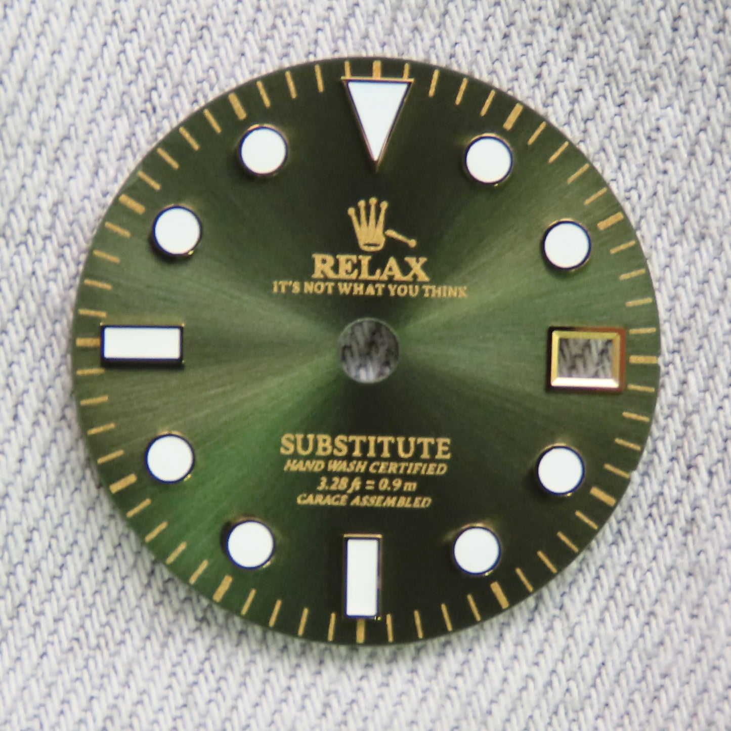 Dial Maker - NH34 GMT Sunburst Green with Gold Relax Dial