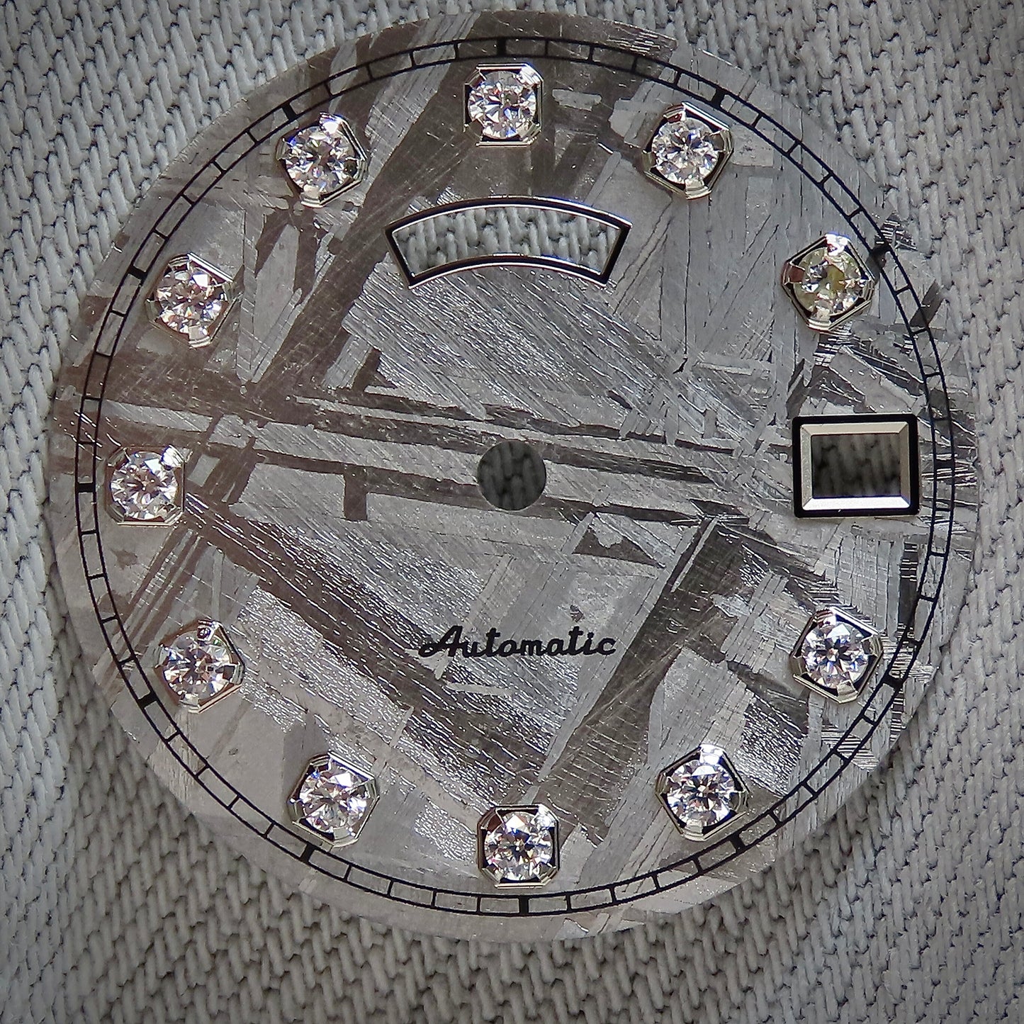 Dial maker - Natural Meteorite Dial With Gemstone For NH36 Movement