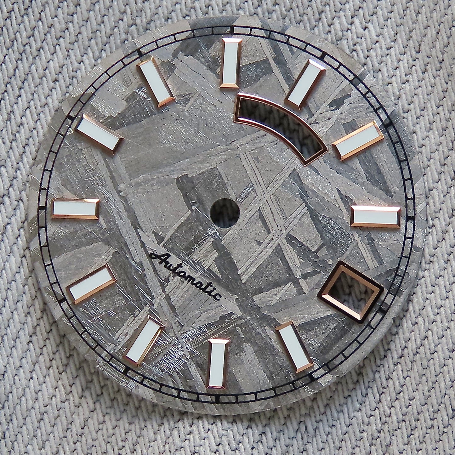 Dial maker - Natural Meteorite Dial For NH36 Movement BGW9 Lume