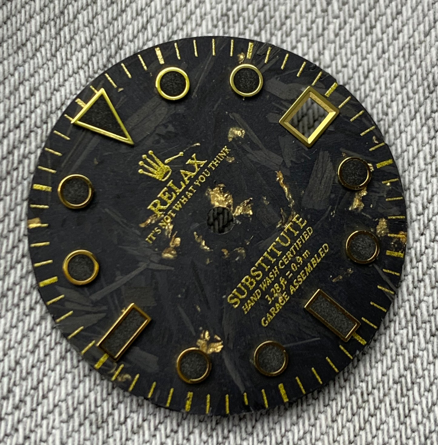 Dial Maker - Black Forged Carbon With Gold leaf Dial For Seiko mod , Relax Dial