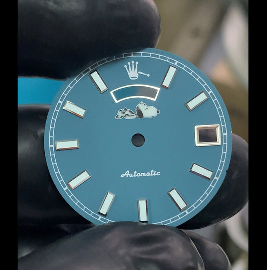Dial maker - SP-02 snoopy Dial With Full lume day /date wheel for NH36