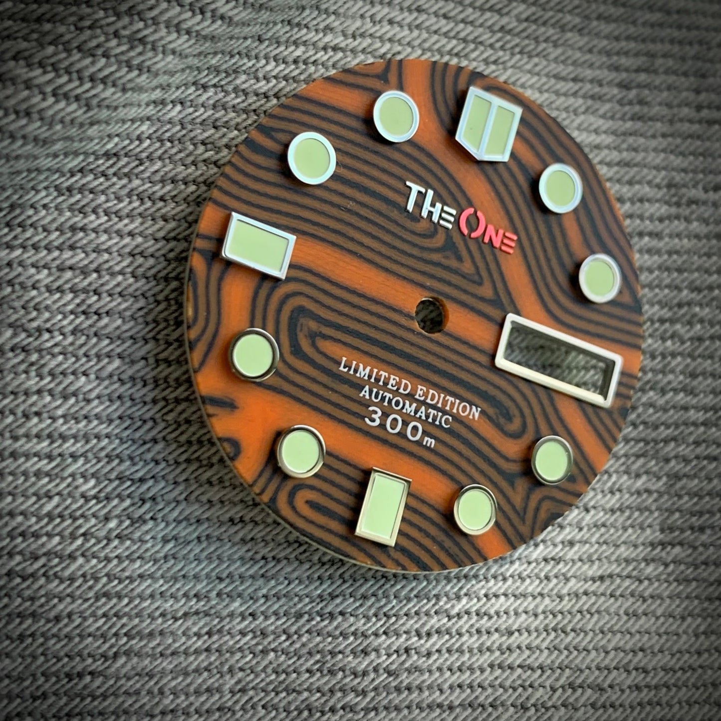 Dial maker - Black / Orang Forged Carbon Fiber Dial