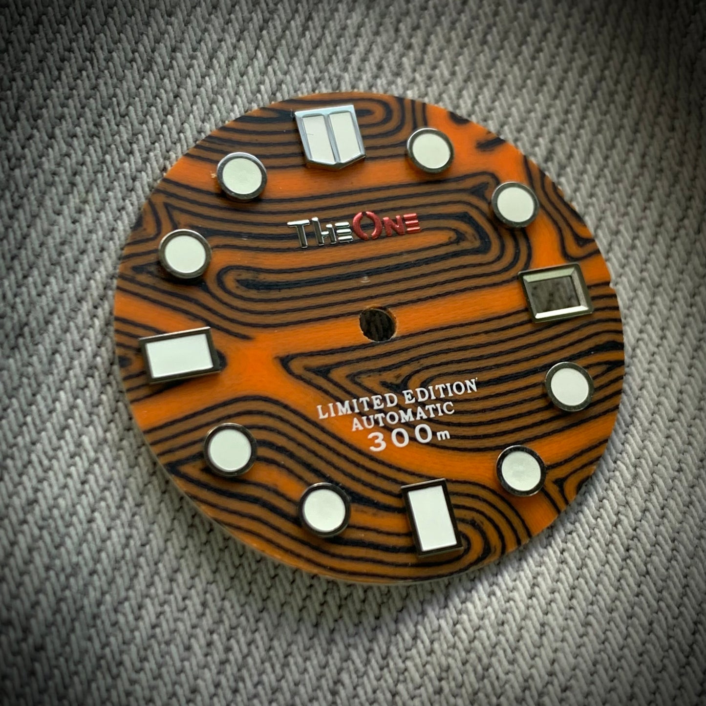 Dial maker - Black / Orang Forged Carbon Fiber Dial