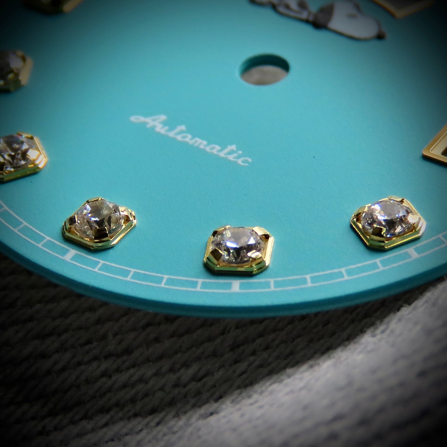 Dial maker - Sky Blue dial with white Gemstone / Full BGW9 lume day / date wheel For Seiko NH36 Movement