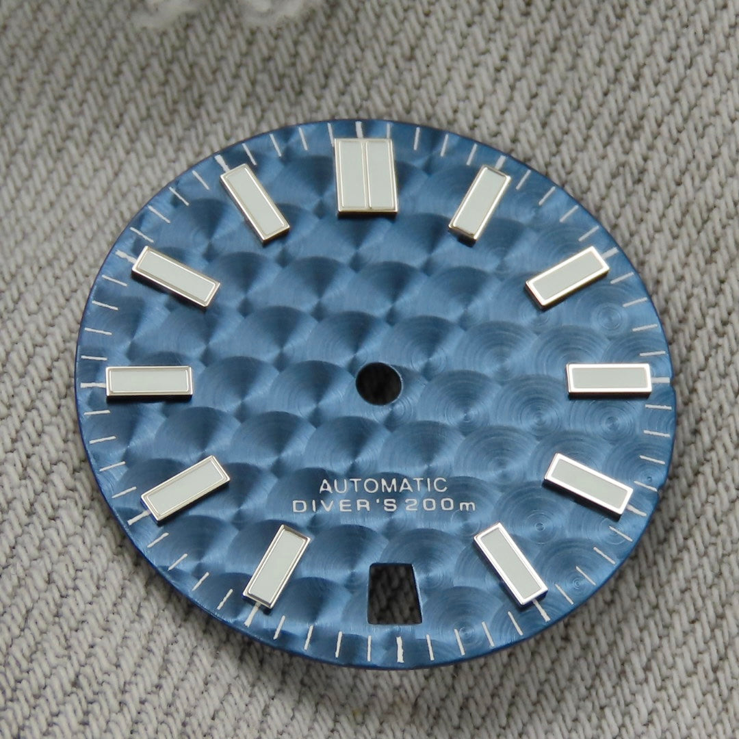 Dial Maker - Perlage dial / BGW9 Lume with date wheel