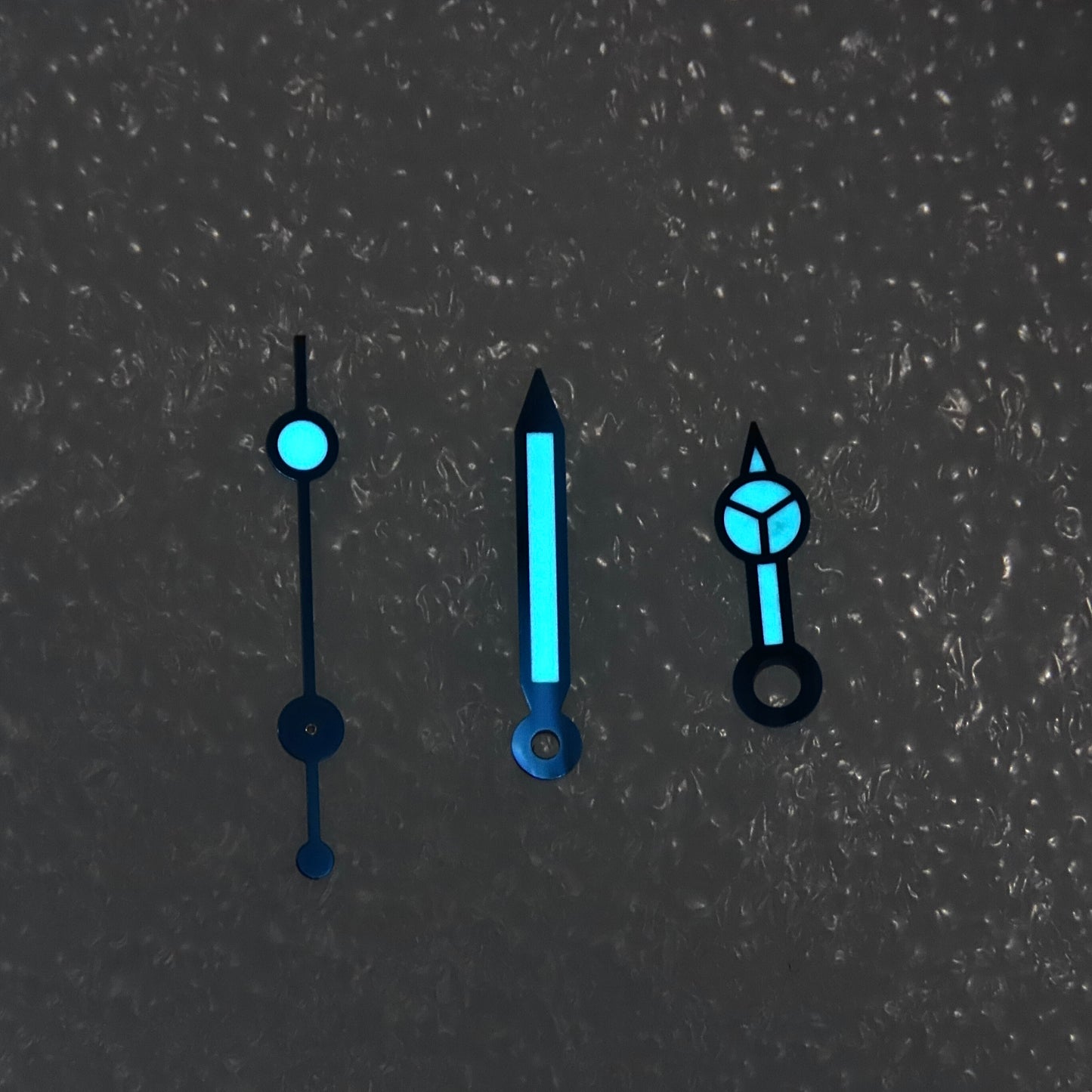 Dial Maker - Metallic Blue Mercedes Hands for Seiko Mods