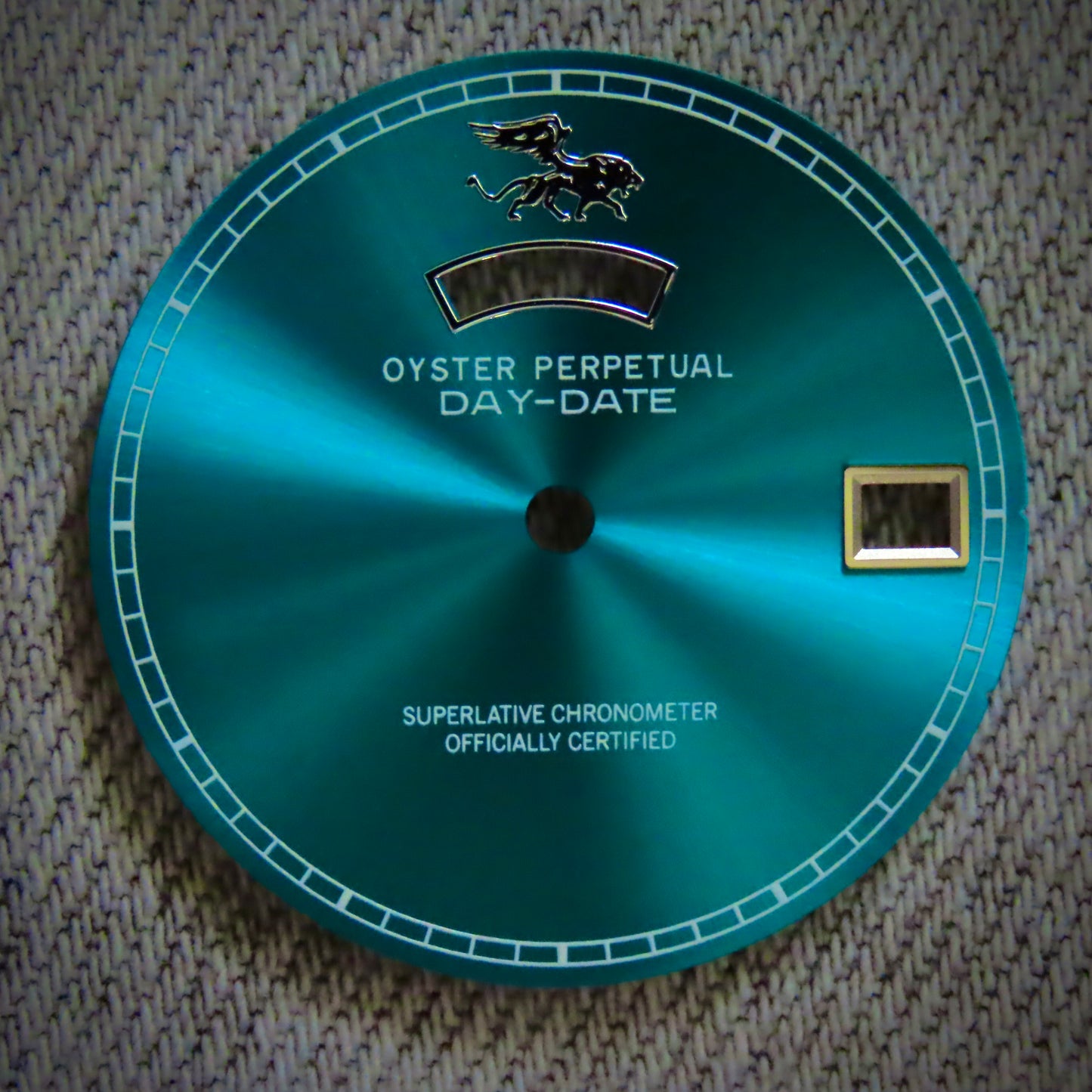 Dial Maker - Sunburst Blue/White Dial With Full Lume Day/Date Wheel for Seiko NH36 Movements