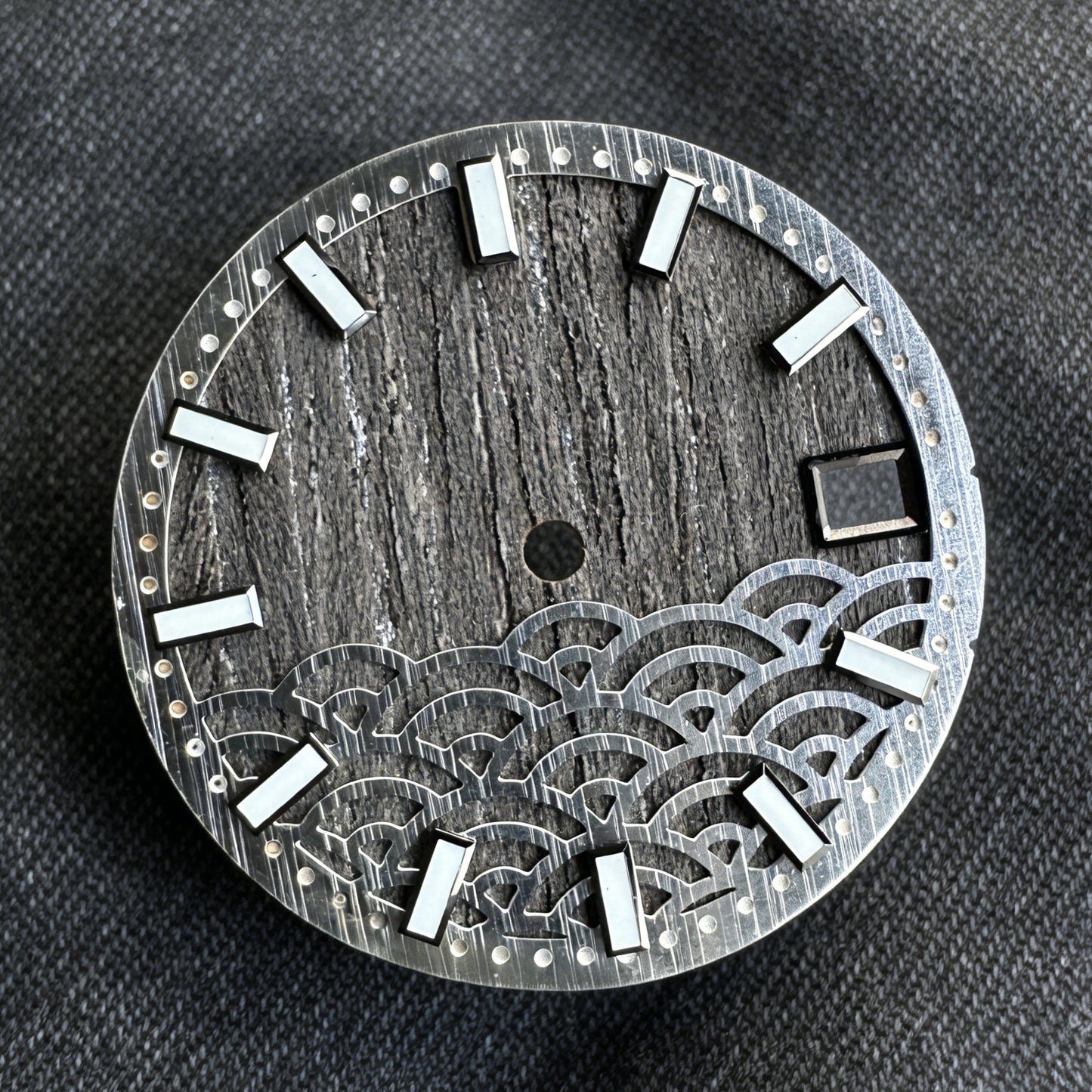Dial Maker - Natural Wooden / Seigaiha Wave Dial  for NH35  Movement Custom Mod