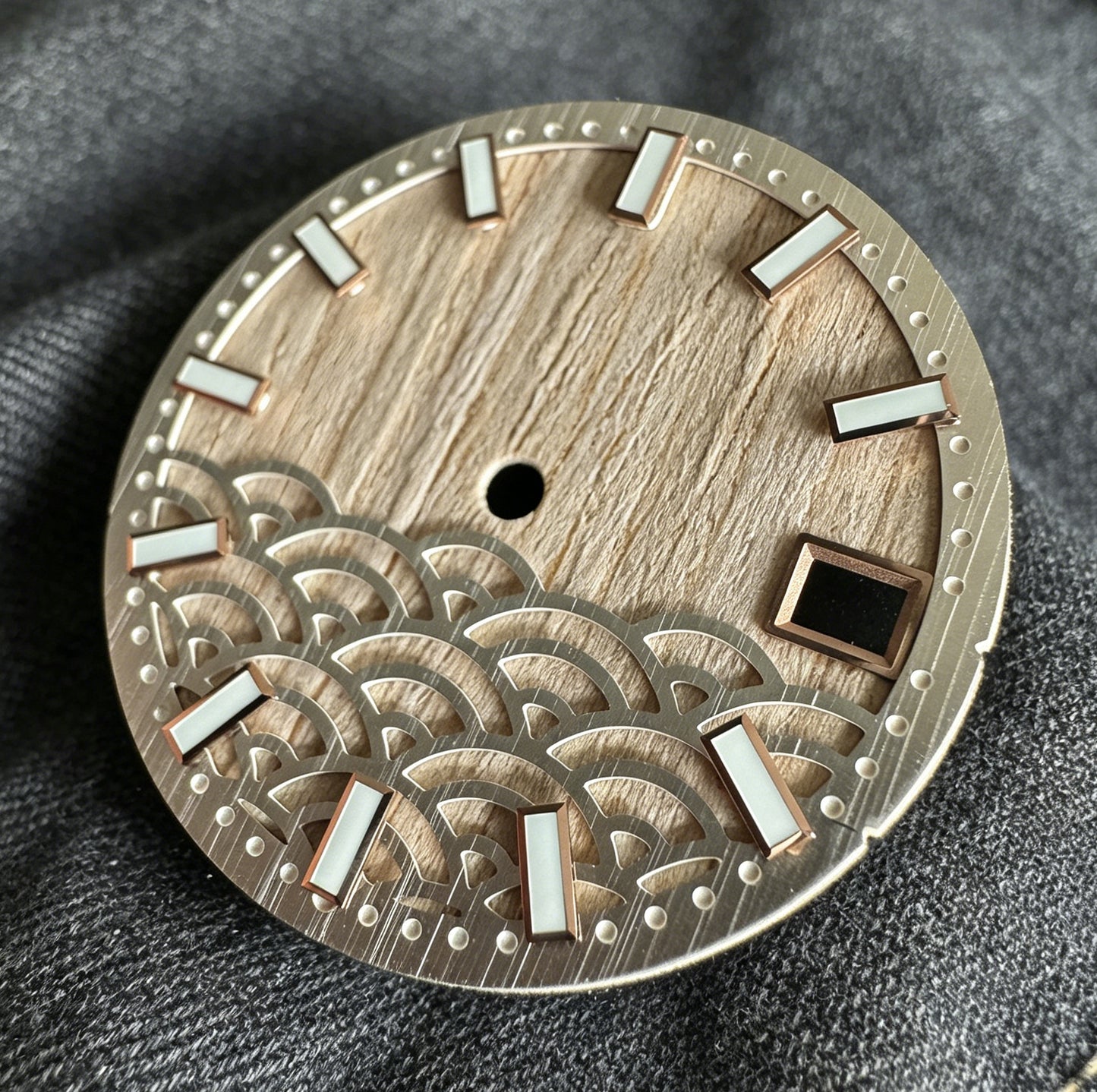Dial Maker - Natural Wooden / Seigaiha Wave Dial  for NH35  Movement Custom Mod