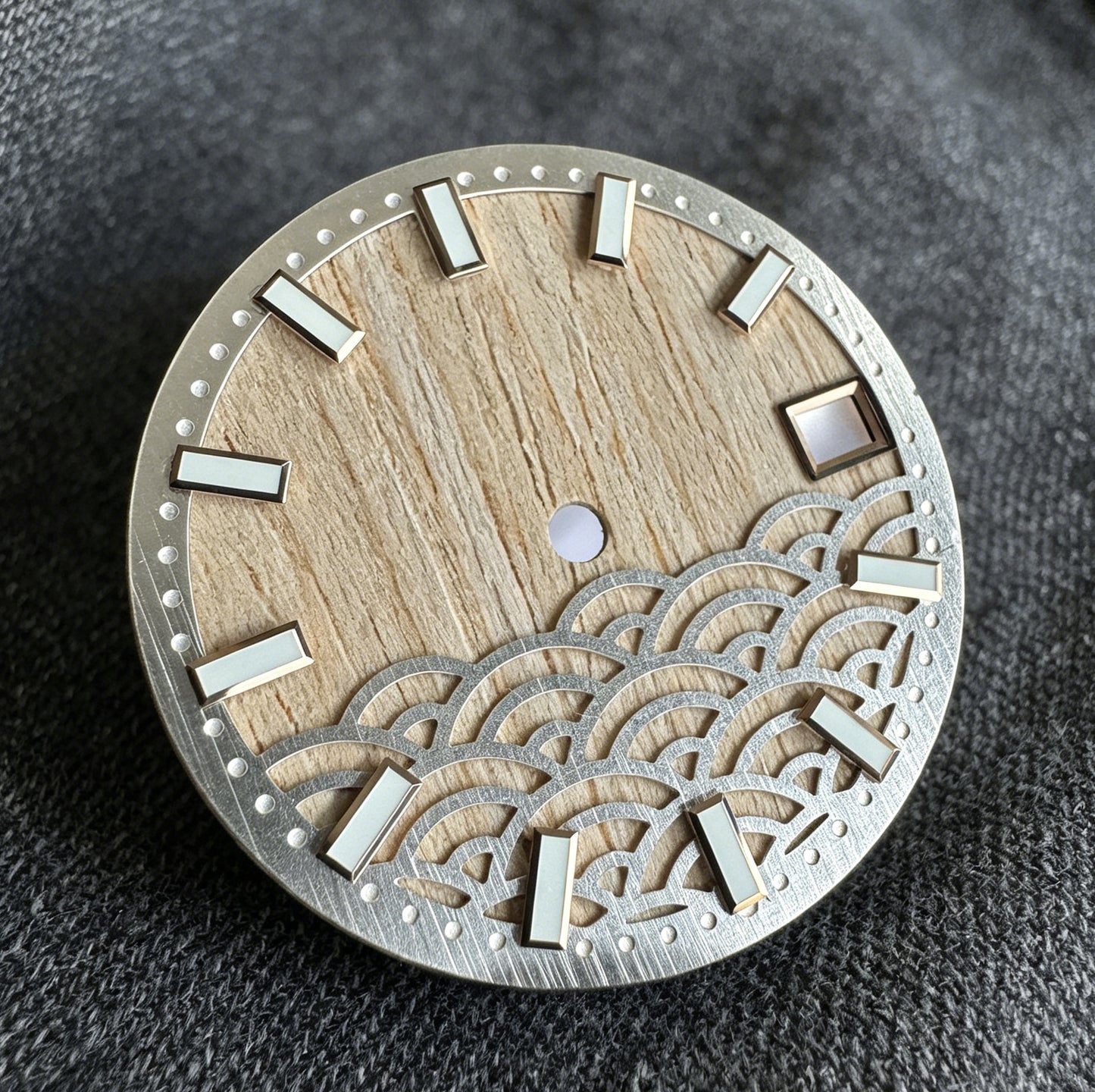 Dial Maker - Natural Wooden / Seigaiha Wave Dial  for NH35  Movement Custom Mod