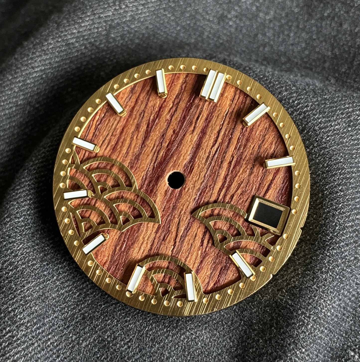 Dial Maker - Natural Wooden / Seigaiha Wave Dial  for NH35  Movement Custom Mod