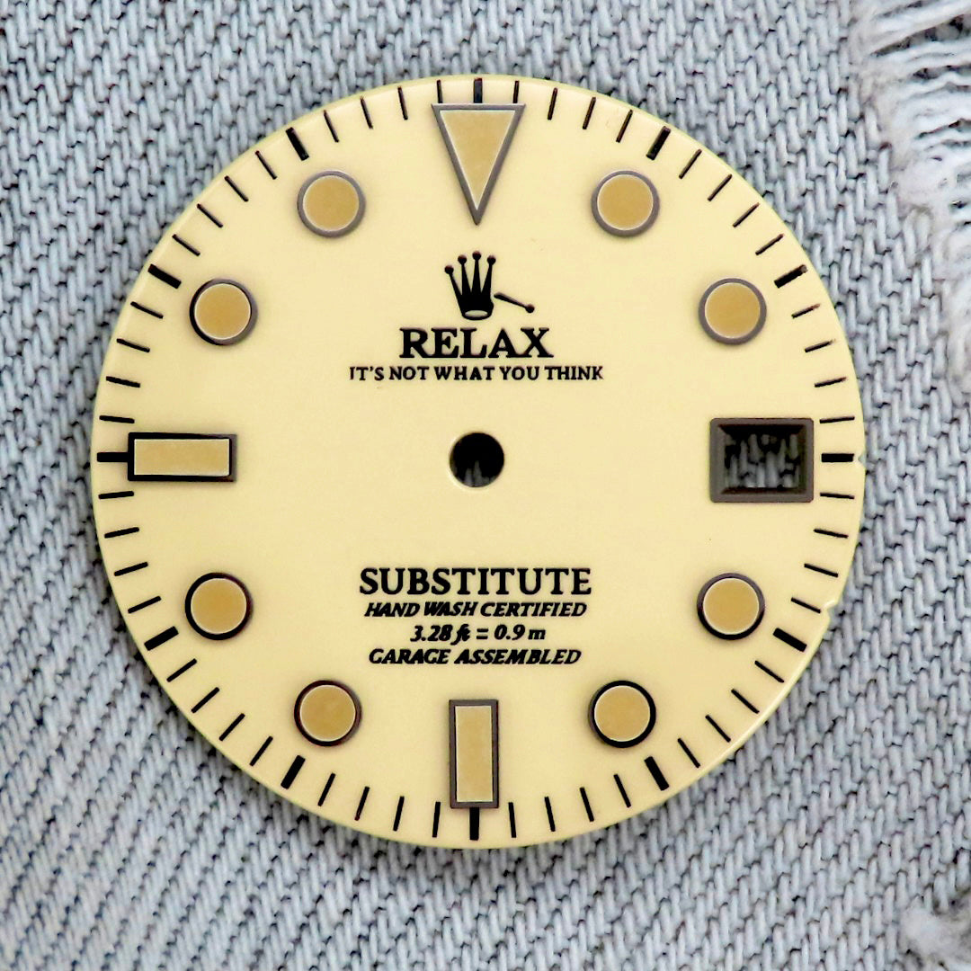 Dial Maker - Cream / khaki Enamel Relax Dial