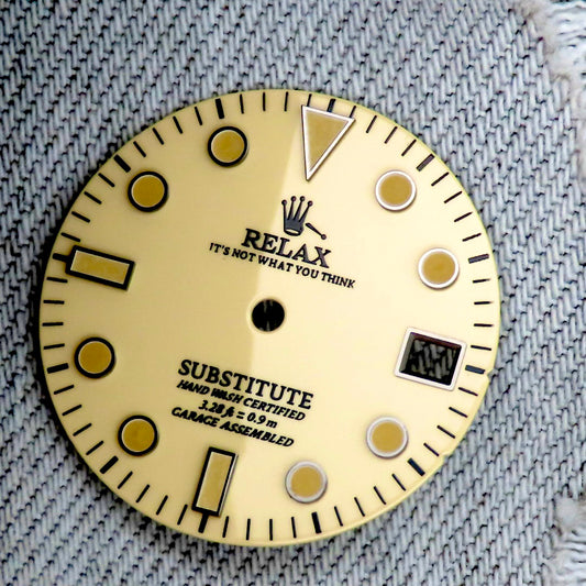 Dial Maker - Cream / khaki Enamel Relax Dial