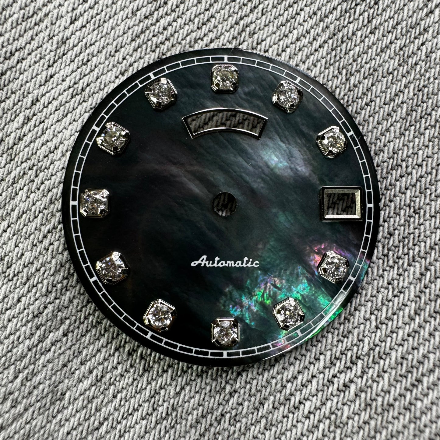 Map. Dial Dial maker - Black MOP dial with white Gemstone / Full BGW9 lume day ...